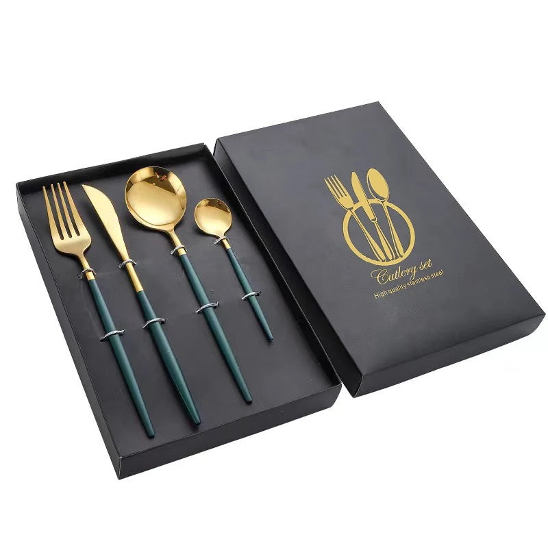 Green utensils set